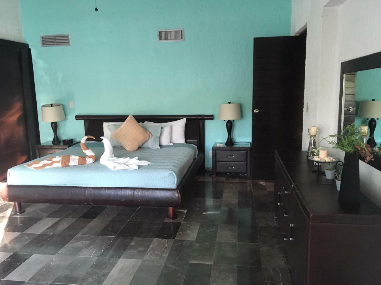 Large House - Walking To Beach - 10 Guests! Cancún Exteriör bild