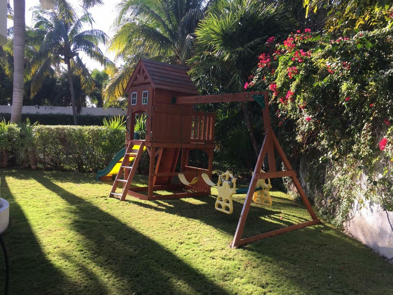 Large House - Walking To Beach - 10 Guests! Cancún Exteriör bild